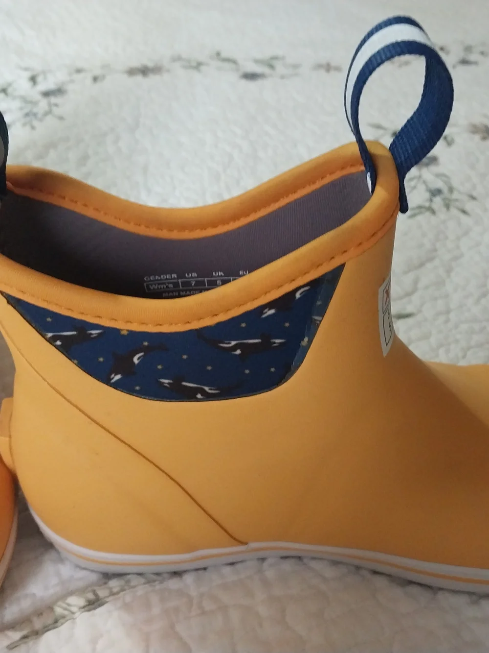 XTRATUF Salmon Sisters Women's Orange Slip-On Rain Boots Waterproof Size 7